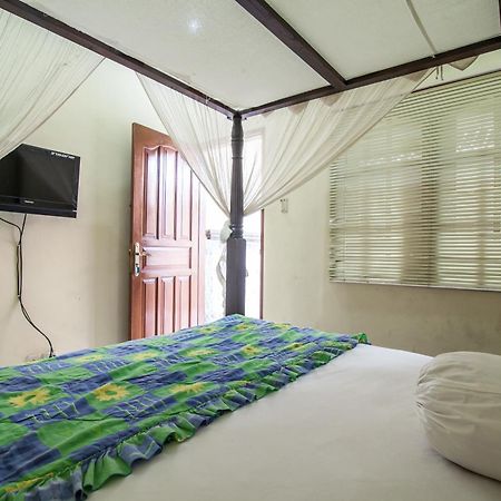 Lori Beach Inn Seminyak Extérieur photo