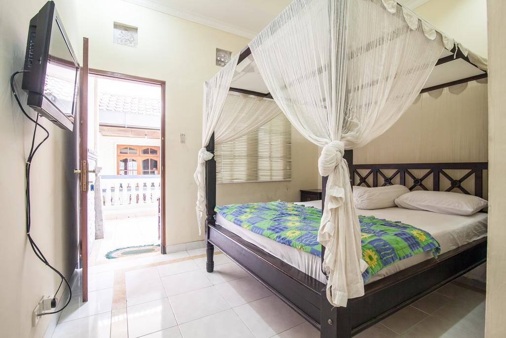 Lori Beach Inn Seminyak Chambre photo