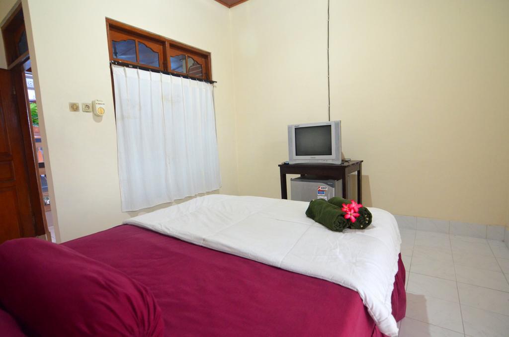 Lori Beach Inn Seminyak Extérieur photo